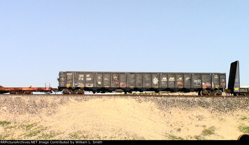 EB Manifest Frt at Erie NV W-Pshr -105